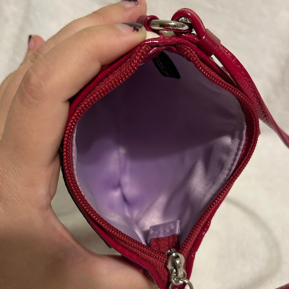 Coach Poppy Wristlet - Picture 5 of 7
